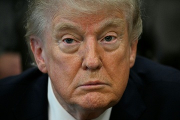 Trump ordnet Zerstörung von minenlegenden Schiffen durch US-Marine in Straße von Hormus an