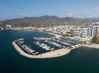 Erste internationale Konferenz zum Ausstieg aus fossilen Energien in Kolumbien