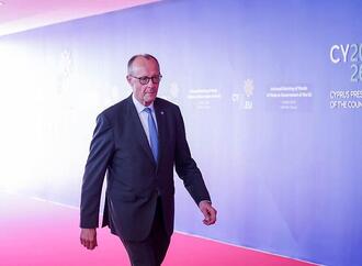 Merz will ''Heranführungsstrategie'' für Ukraine