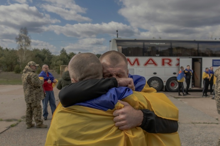 Zweiter Gefangenenaustausch zwischen der Ukraine und Russland im April