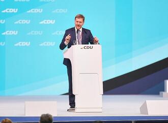 Kretschmer bezeichnet Programm der AfD als ''verrückt''