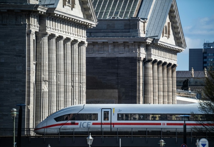 Bahn-Chefin Palla sichert stabile Preise für ICE-Tickets für ein Jahr zu