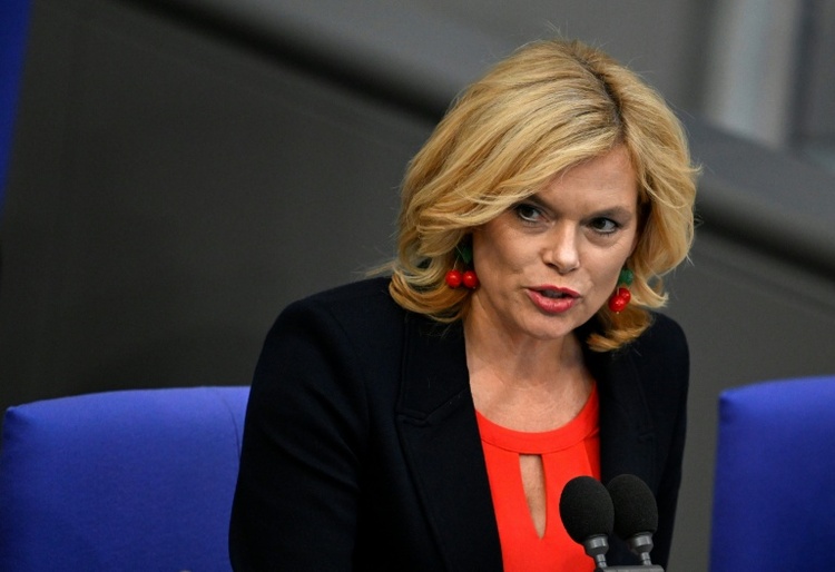 Klöckner fordert mehr Respekt für parlamentarische Beratungen