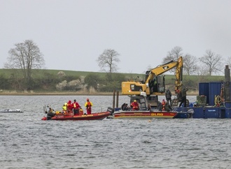 Waldrama vor Insel Poel: Spezialschute für Transport erreicht Ostsee