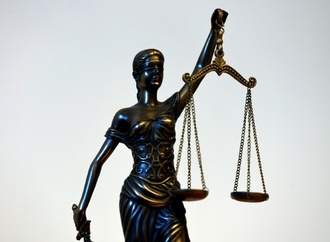 Patientinnen vergewaltigt: Krankenpfleger zu mehr als zwölf Jahren Haft verurteilt