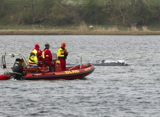 Waldrama vor Insel Poel: Rettung mit Lastkahn soll am Dienstagmorgen starten