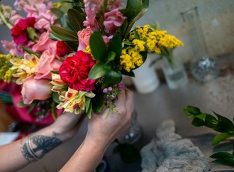 Einzelhandel erwartet Ausgaben von einer Milliarde Euro für Muttertagsgeschenke