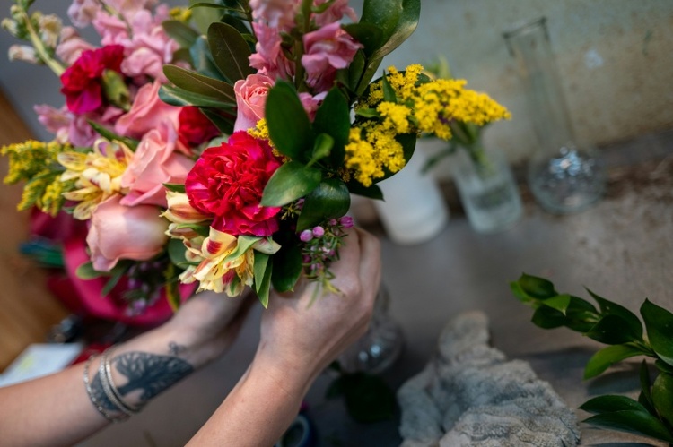 Einzelhandel erwartet Ausgaben von einer Milliarde Euro für Muttertagsgeschenke