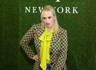 Rebel Wilson wegen Verleumdung ihrer Darstellerin bei Regie-Debüt vor Gericht