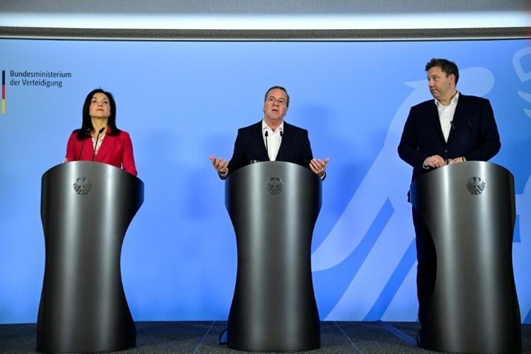 Lob für Innovationskraft: Bundesregierung will auf ukrainische Waffen setzen