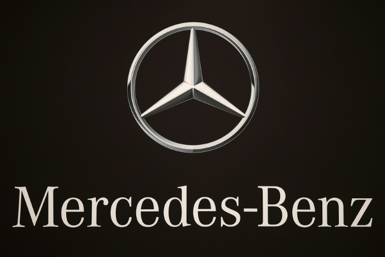 Gewinn von Mercedes-Benz schrumpft im ersten Quartal