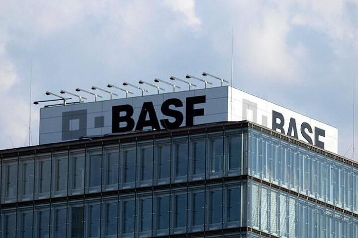 BASF fürchtet anhaltend hohe Inflation