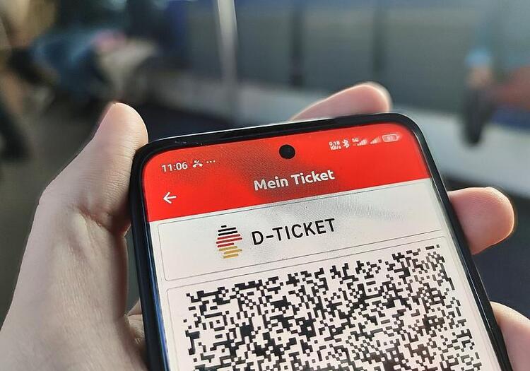 Verkehrsminister fordern Einfrieren des Deutschlandticket-Preises