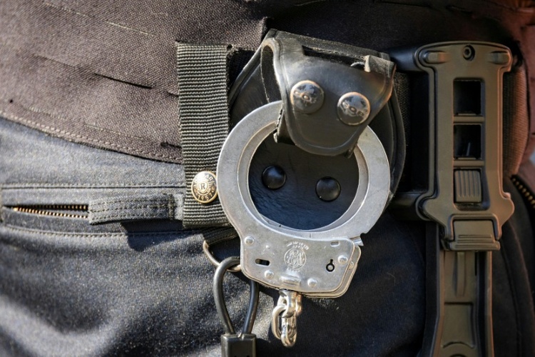 33-Jähriger nimmt Elfjährige mit in Wohnung: Festnahme in Bayern