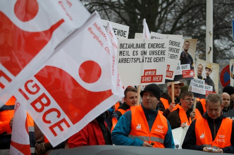 IGBCE-Chef Vassiliadis warnt am Tag der Arbeit vor 