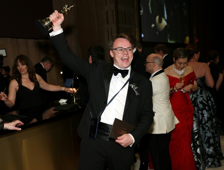 Lufthansa entschuldigt sich für verbummelte Oscar-Statue