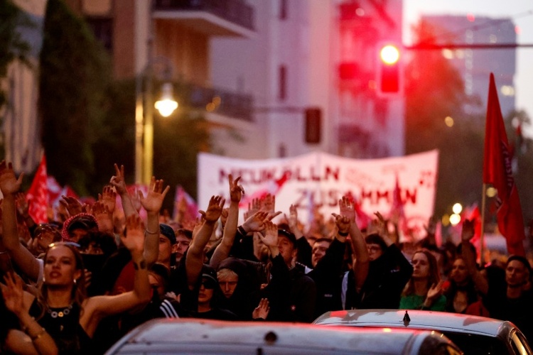 Mai-Kundgebungen in Berlin weitgehend friedlich - Veranstalter: Gute Stimmung