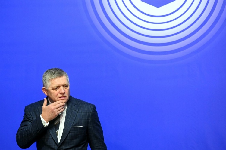Pro-russicher slowakischer Regierungschef Fico kündigt Besuch in der Ukraine an