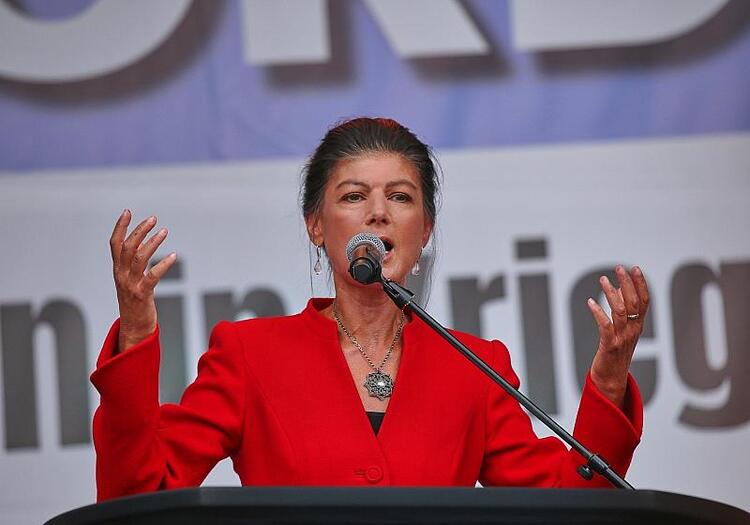 Wagenknecht fordert Rücktritt der Bundesregierung
