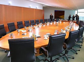Dobrindt hält Diskussion über Minderheitsregierung für absurd