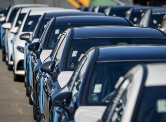 Zulassungen von E-Autos legen im April weiter stark zu
