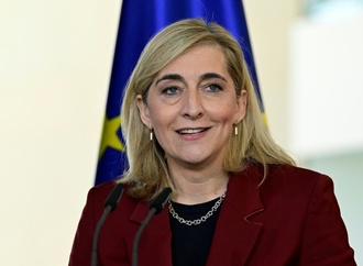 Bundesgesundheitsministerin Warken verteidigt Sparpläne bei Praxis-Ärzten