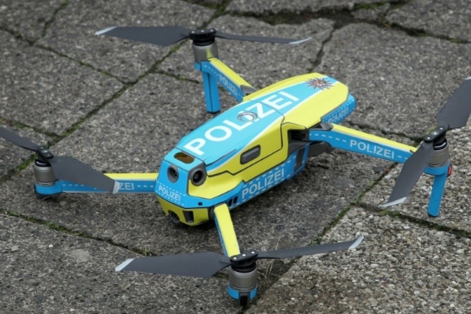 Einsatz mit Polizeidrohnen: Rund 60 entlaufene Jungrinder in Bayern eingefangen