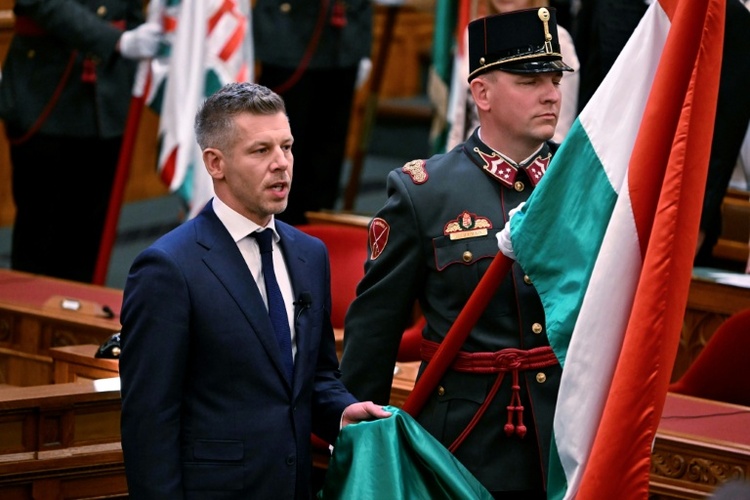 Ende der Ära Orban: Peter Magyar als neuer Ministerpräsident Ungarns vereidigt