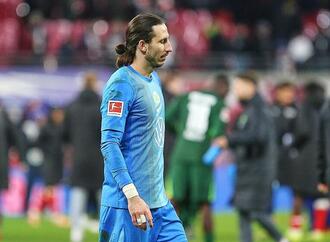 1. Bundesliga: Bayern siegen knapp in Wolfsburg