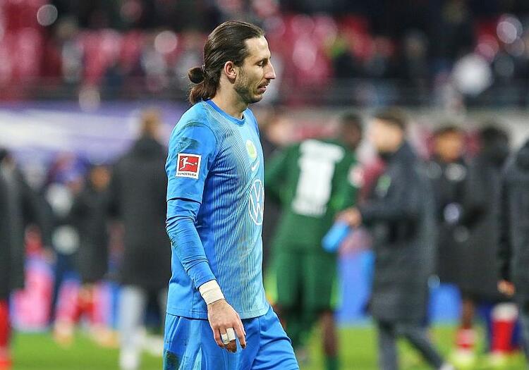 1. Bundesliga: Bayern siegen knapp in Wolfsburg