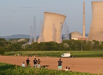 Sprengung von Kühltürmen von Atomkraftwerk Grafenrheinfeld gestört: Strafe abgemildert
