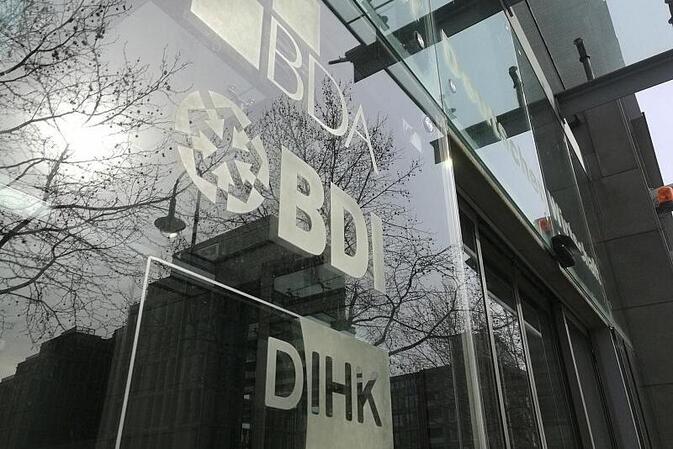 DIHK fordert Vorziehen der Unternehmenssteuersenkungen