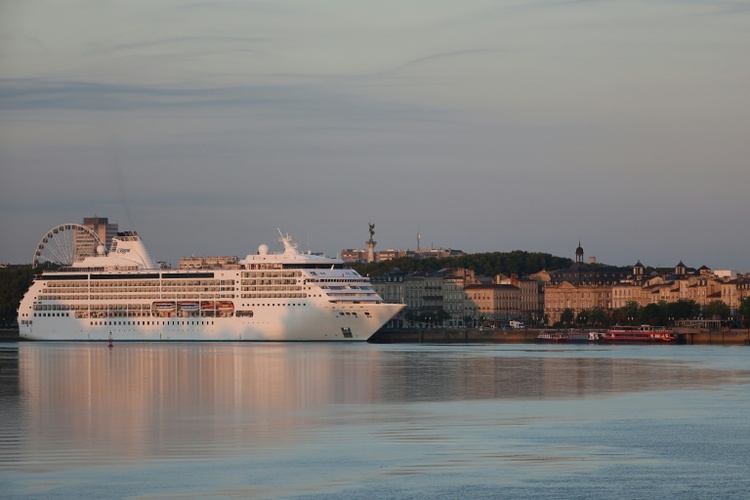 Kreuzfahrtschiff in Bordeaux unter Quarantäne: Magen-Darm-Beschwerden