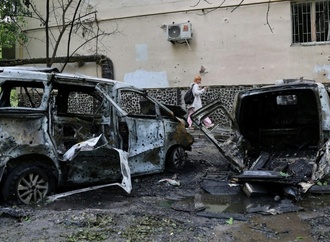 Selenskyj: Russland feuert 800 Drohnen ab - Mindestens sechs Tote in der Ukraine