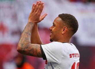 VfB Stuttgart verlängert Vertrag mit Nikolas Nartey
