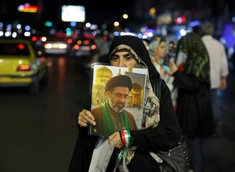 Chamenei ruft die Menschen im Iran zum Kinderkriegen auf
