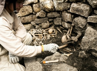 600 Jahre alte Grabstätte in Peru entdeckt