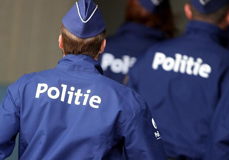 Mehrere Tote bei Zusammenstoß zwischen Zug und Schulbus in Belgien