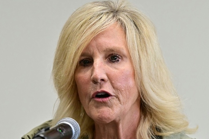 Künstliche Intelligenz: US-Aktivistin Erin Brockovich warnt vor Datenzentren