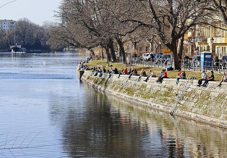 Frühling 2026 war sehr mild, sonnig und zu trocken