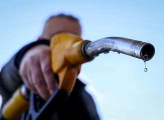 Inflation schwächt sich voraussichtlich ab - Experten sehen Tankrabatt als Ursache
