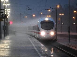 Wetterdienst weitet Unwetterwarnungen aus
