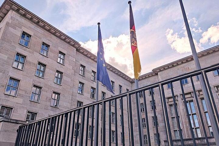 Regierung verfehlt Ziele beim Infrastruktur-Sondervermögen