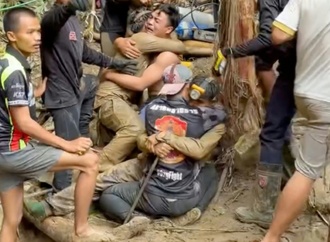 Höhlenunglück in Laos: Retter suchen nach neuem Zugang