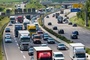 Verkehrsminister Schnieder startet Stellplatz-Informationsdienst für Lkw-Fahrer