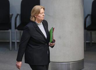 Bundesarbeitsministerin fordert Digitalsteuer