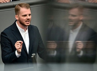 Klüssendorf lehnt Rückgriff auf private Ersparnisse für Pflegekosten ab