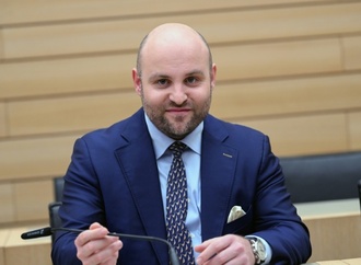Frohnmaier rechtfertigt Reise nach Russland - Spionageverdacht zurückgewiesen