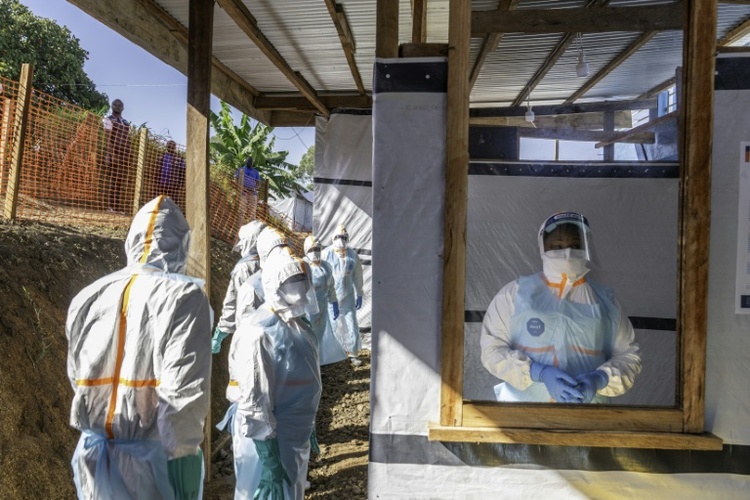 WHO-Chef: Hinken bei Ebola-Epidemie noch hinterher, holen aber auf