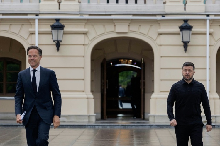 Rutte nennt Russland bei Besuch in Kiew 